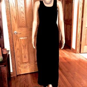 👽5 for $25 THREADS and THOUGHT S MAXI DRESS